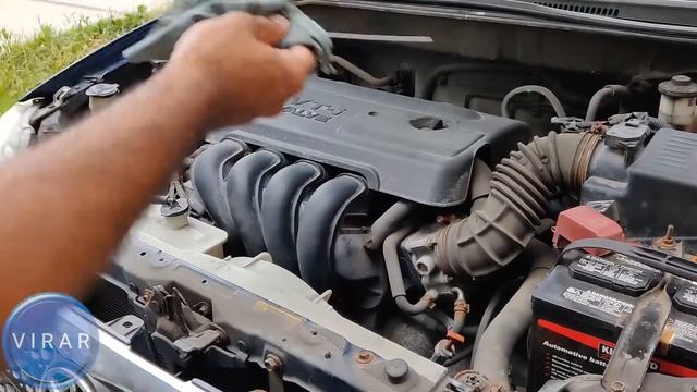 How to Check Engine Oil Level - Toyota Corolla (2003-2008) смотреть онлайн