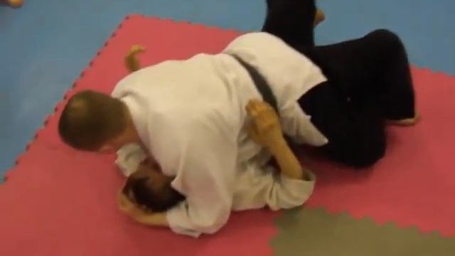 01 Ката в партере.MP4