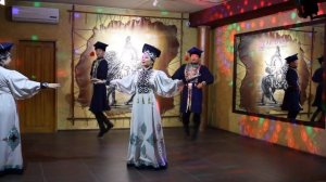 Калмыцкий танец ТОВШУР