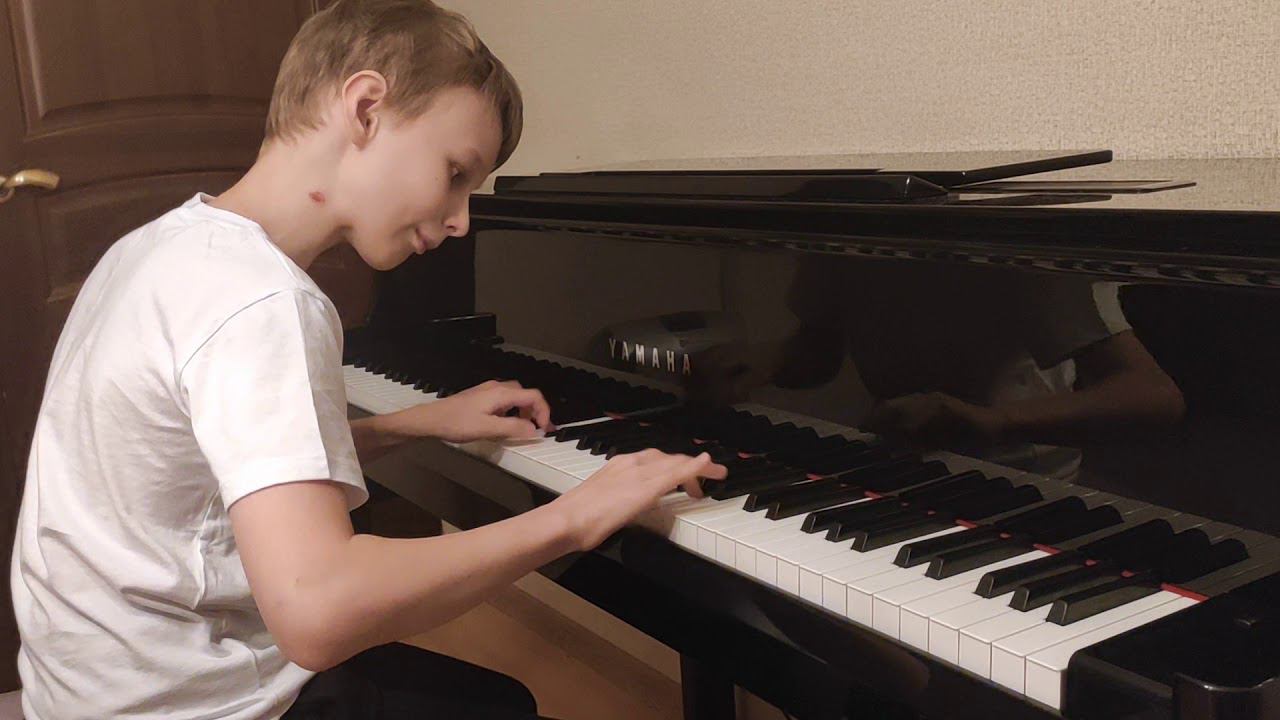 Захар Внутских, В.Моцарт, соната Соль мажор №5 ч.1 смотреть онлайн