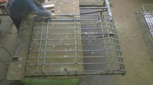 Металлические решетки на окна ЗА 2 МИНУТЫ!