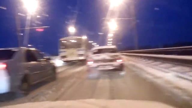 27.11.2018 нечищенные 2 суток дороги и 2 годичный долгострой (ремонт) моста Оренбург. смотреть онлайн