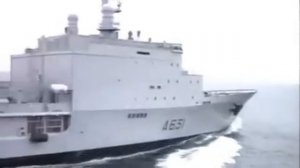 Пираты сдуру перепутали и напали на военный корабль вместо торгового