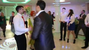 MUZICA DE PETRECERE UNGHENI Valeri Lincovschi Ungheni Рус-Молд. DJ Maestro+. formatia RetroModern.