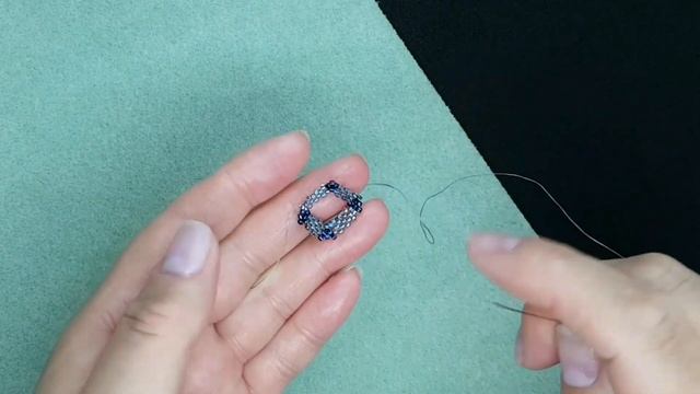 Square cobochon beads mosaic. Оплетение кабошона, мозаичное плетение бисером.
