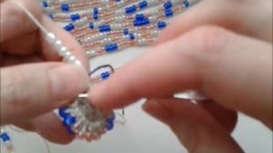 Новогодний шар из бисера