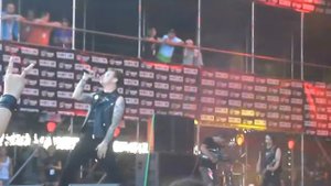 Нашествие 2015 Тараканы Кто-то из нас двоих