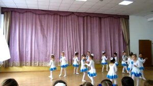 ТАНЕЦ! И СНОВА ПОЛЬКА ПОД ДИСКО 80-Х))) BOYS BOYS BOYS!