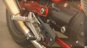 2014 Moto Guzzi V7 Racer bike review