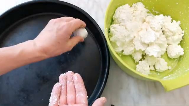 Курт Невероятно, его можно делать из коровьего творога! Курт Творожные шарики