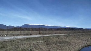 Абхазия, озеро Инкит пытаюсь поймать карася , родник с целебной водой.