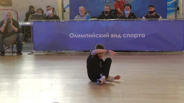 top16 11-13 bboy Flint vs Гриша - брейкданс чемпионат г.Долгопрудный 2021 смотреть онлайн