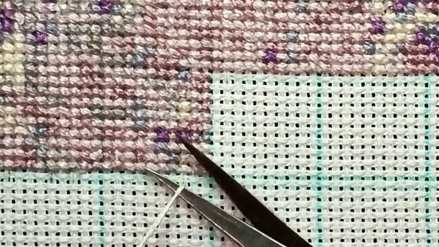 Процесс вышивки крестом?//Cross-stitch