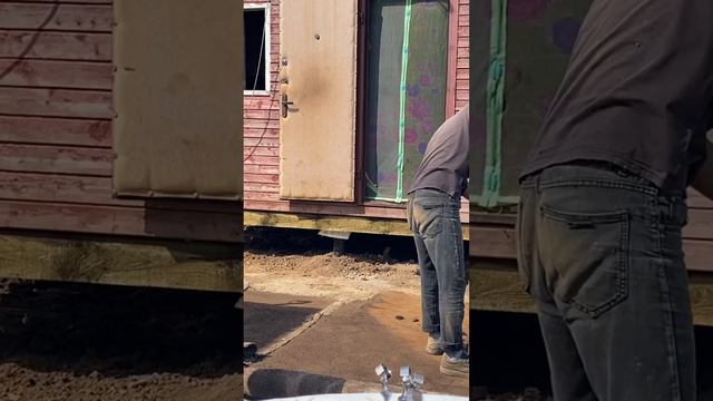 Подъем  дома на даче