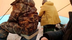 Дуденево ловля на мормышку на покаток , целый день с друзьями отдых