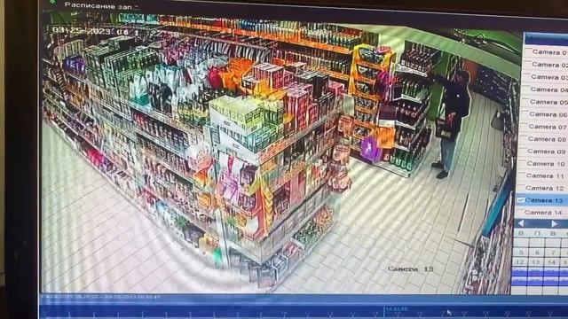 Кража продуктов Питания из Магазина Пятёрочка 25.03.2023 смотреть онлайн
