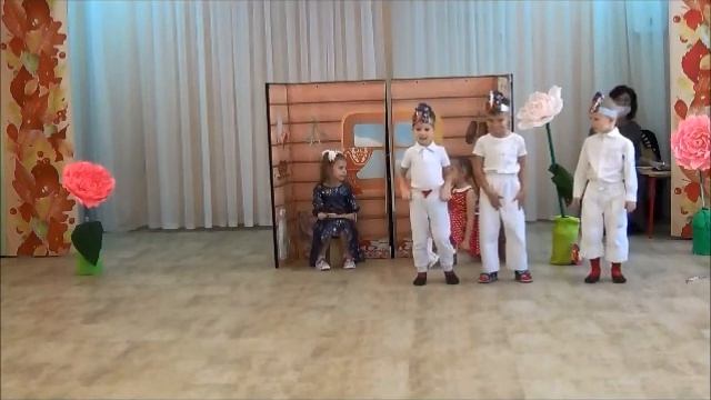 Театр студия "В гостях у сказки." Постановка "Олино колечко." С.Я.Маршак смотреть онлайн