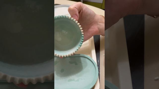 Заливаем шкатулку из гипса. #гипс #гипсовыеизделия #декор