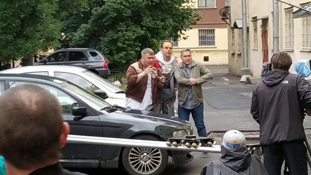 Рабочий момент на сьемках сериала " Условный мент 4 " смотреть онлайн