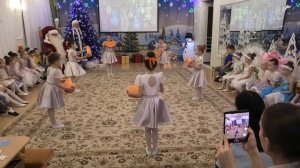 "Полька- мандаринка", старшая группа, муз.А.Чугайкиной