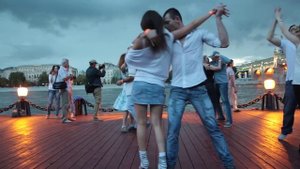 Офигенные танцы на фоне грозового неба. Хасл ОпенАйр