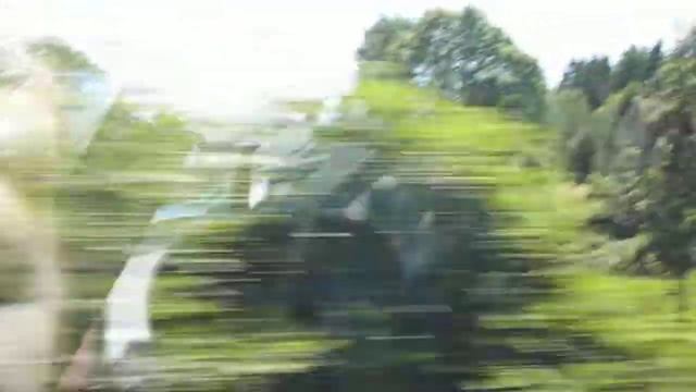 Fujifilm Fuji Finepix S2950 test video zooming from train 720p смотреть онлайн