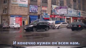 Песня Дождик льет по крышам... В дождик по Саратову. 29.07.2016