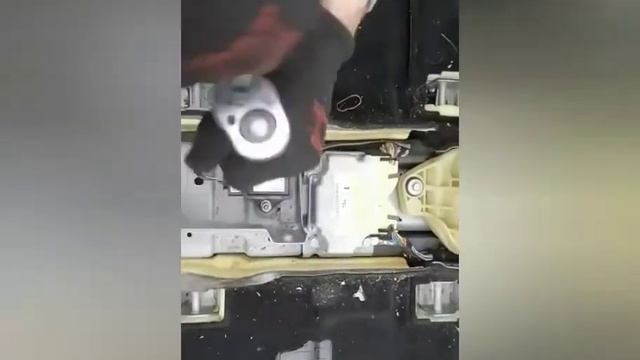 Mercedes W169 ESP sensor location & removal смотреть онлайн