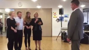 Немцы танцуют под казахскую песню