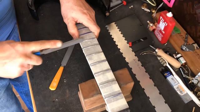 Fret work on Ibanez GiO смотреть онлайн