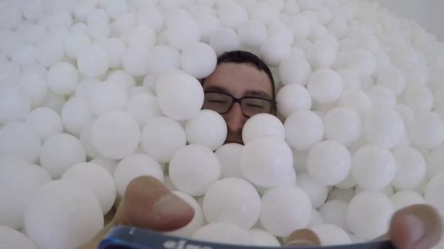 #8 Сухой бассейн для взрослых H2ball смотреть онлайн