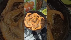 Как жарить креветки.