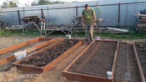 Бюджетные дорожки между грядок.