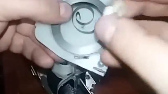 Как натянуть Авто Ремень Безопасности (Вылет Пружины) Toyota Matrix смотреть онлайн