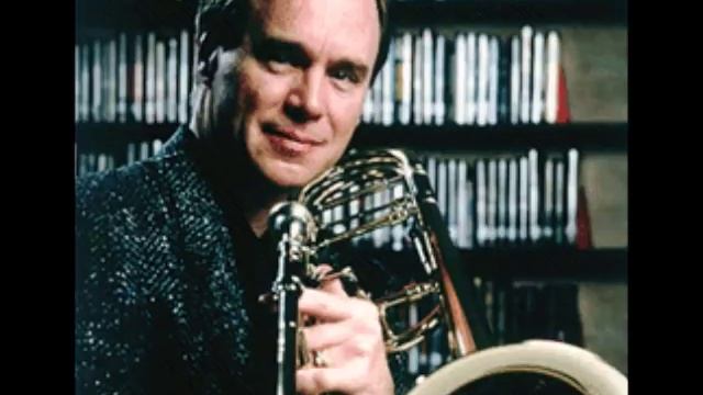 Mark Lawrence plays Oh, Dry Those Tears смотреть онлайн