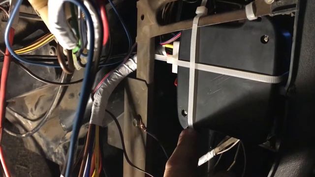 Кнопка Старт-Стоп с Автозапуском с АлиЭкспрэсс, Установка на любой авто на примере Ваз 2114