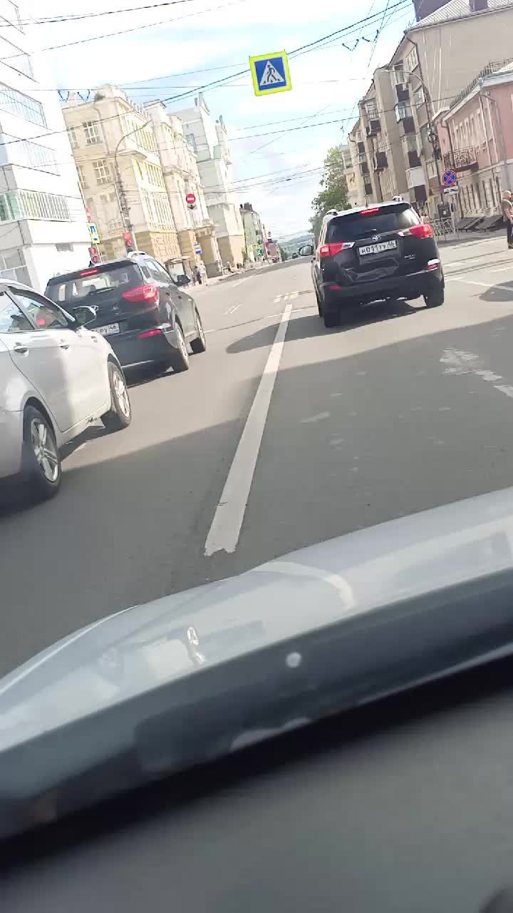 е