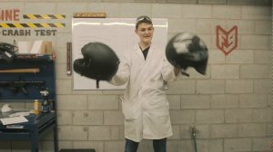 Дешёвый Шлем vs Дорогой | Голос Бездока @FortNine Crash Tested