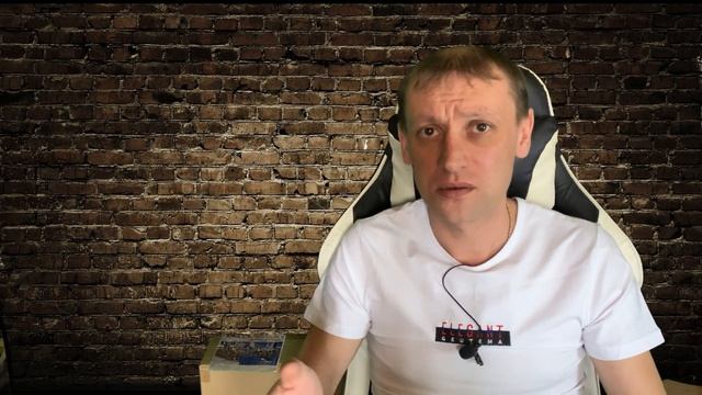 Начальник самодур; и как он отбирает для себя подчиненных.