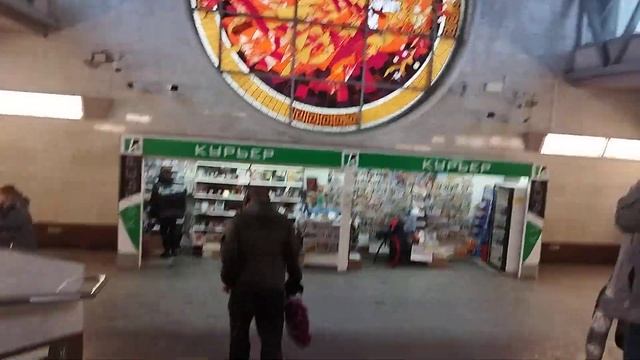 Станция метро Парнас
