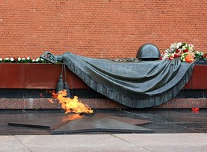 Владимир Высоцкий. "На Братских Могилах"