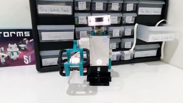 Greedy Bot, a Lego Mindstorms 51515 creation