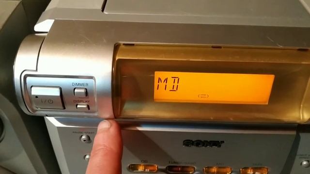 Sony CHC-TB10 смотреть онлайн