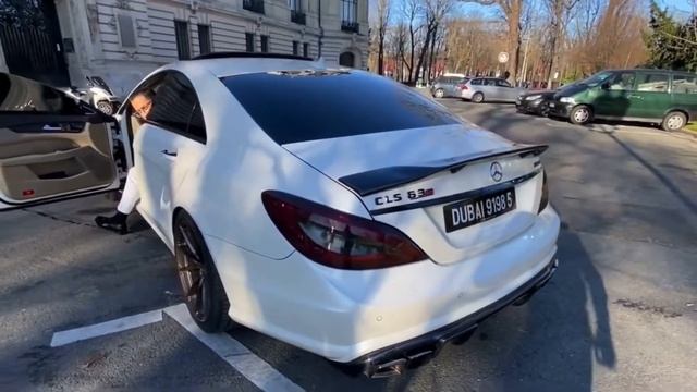 Mercedes CLS 63 AMG Best V8 Sound смотреть онлайн