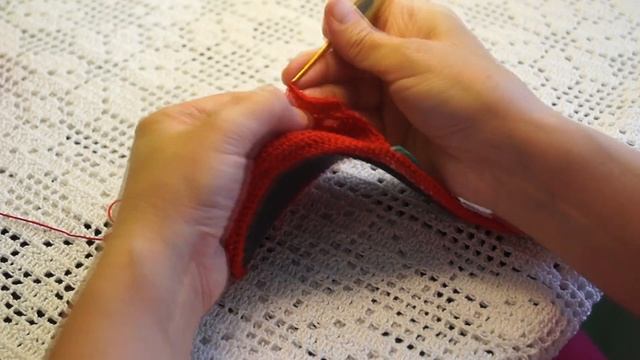 Домашние тапочки - шлепки крючком, How to Crochet Slippers ( В № 74) смотреть онлайн