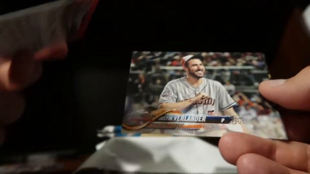 Chasing Rookies: 2018 Topps Update Retail #4 смотреть онлайн