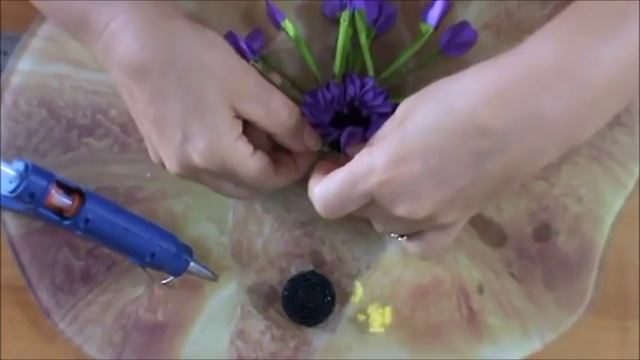 Необычный лепесток и цветок существующий в природе в стиле канзаши смотреть онлайн