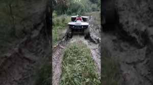 Лето, грязь, оффроад. Квадроцикл на ободрышах