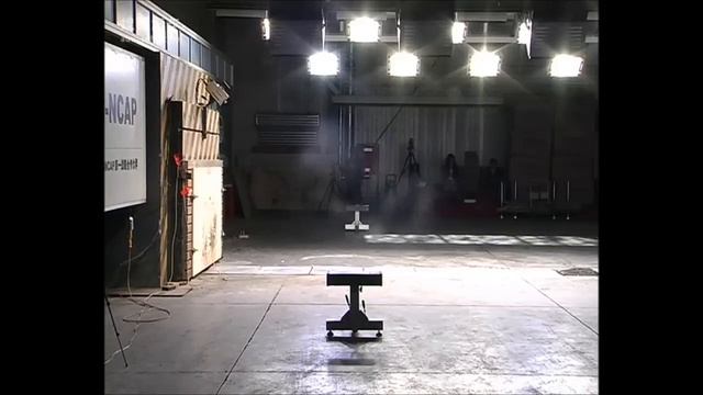 Краш-тест Geely Emgrand X7, фронтальный удар смотреть онлайн