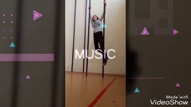 Скрытая камера в спортзале))) смотреть онлайн